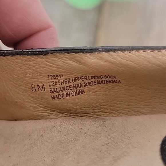 Softspots heeled black pumps Size 8M - Picture 7 of 9